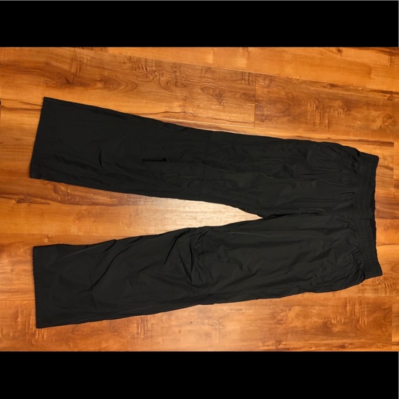 lululemon athletica Pants - Lululemon lined 10 black studio dance pants yoga